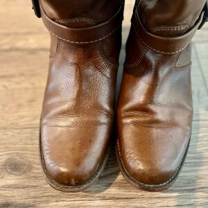 Women’s Frye Boots size 8 1/2 B